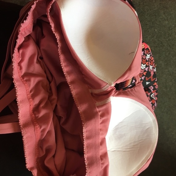 Xhilaration One piece swimsuit 20W or 22W - Picture 2 of 6